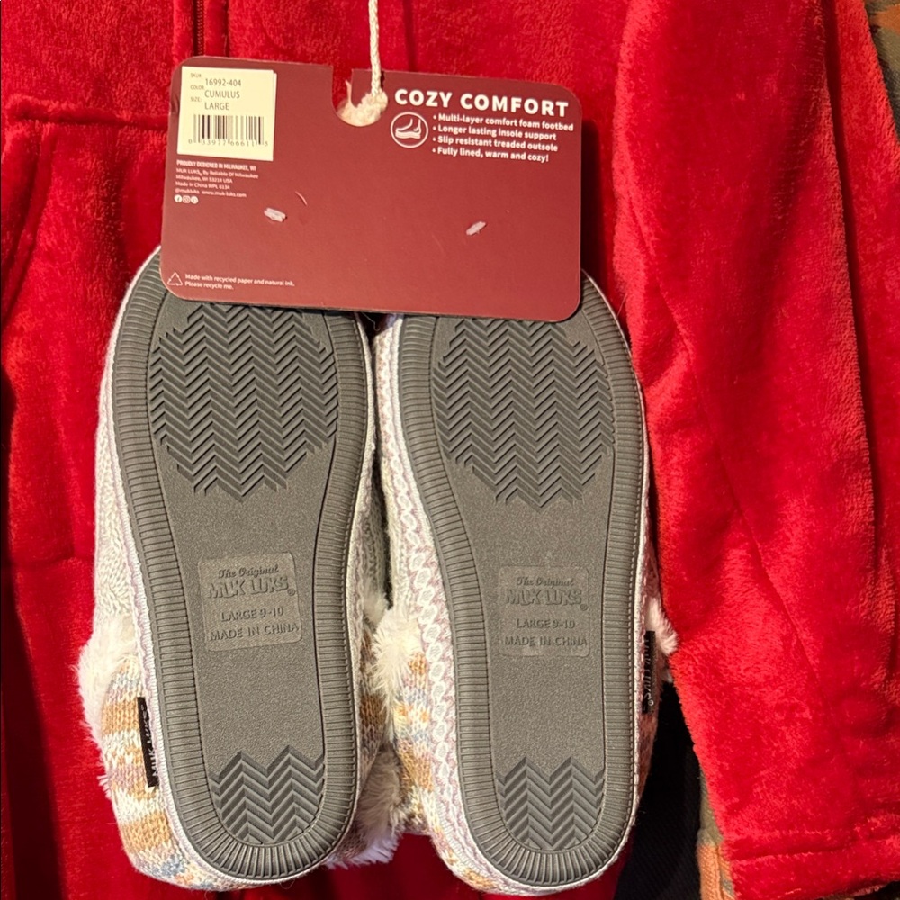 Muk Luks Textured Sole Slippers - Picture 2 of 3